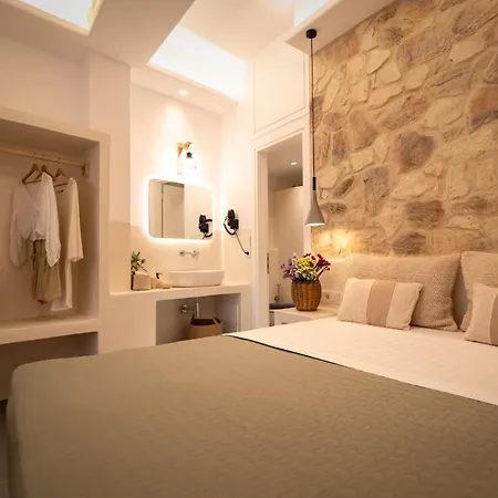 Short Lemon Tree Apartment *